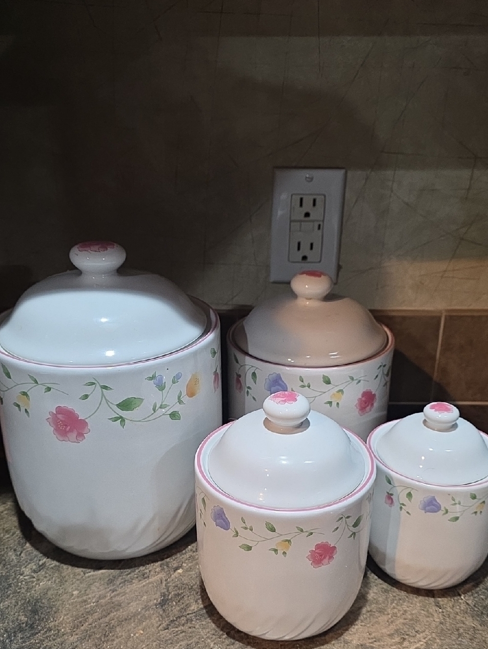 Vintage Jay Imports Elegance 4 Canister Set